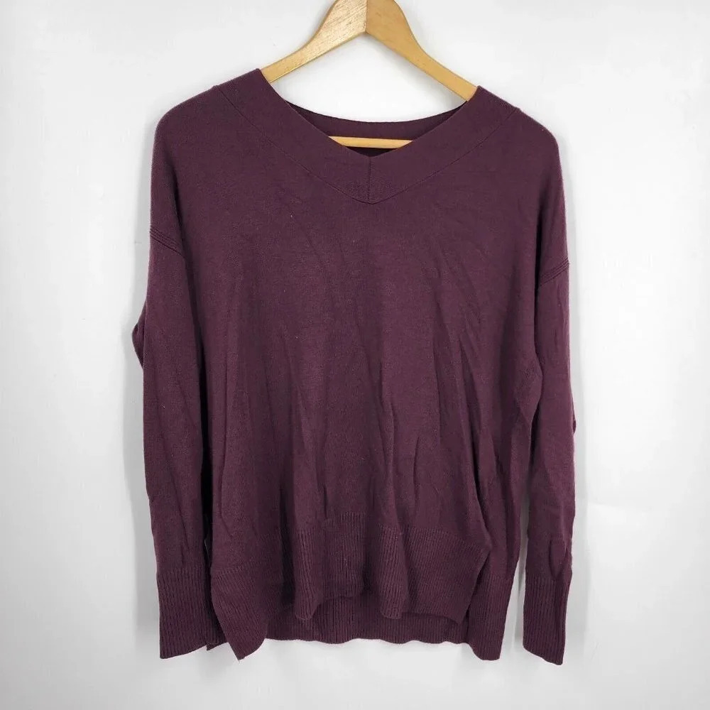 Chelsea28 Women's High Low Crewneck Sweater Cashmere Blend Size XXS‎ NWT